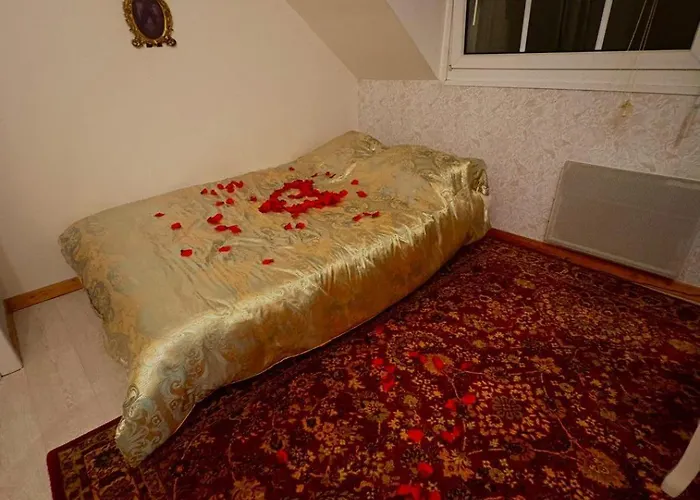 Thegarrisonloft Lägenhet Caen